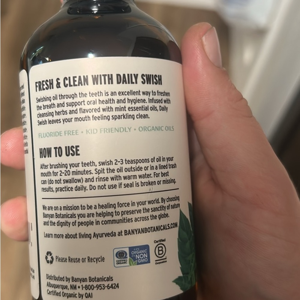 Banyan Botanicals Daily Swish Oil